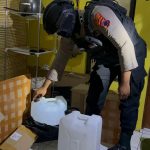Kedapatan Jual Arak di Rumah Kos, Warga Bali Diamankan Tim Sparta Polresta Surakarta  (Foto: Dok Humas Polresta Surakarta)