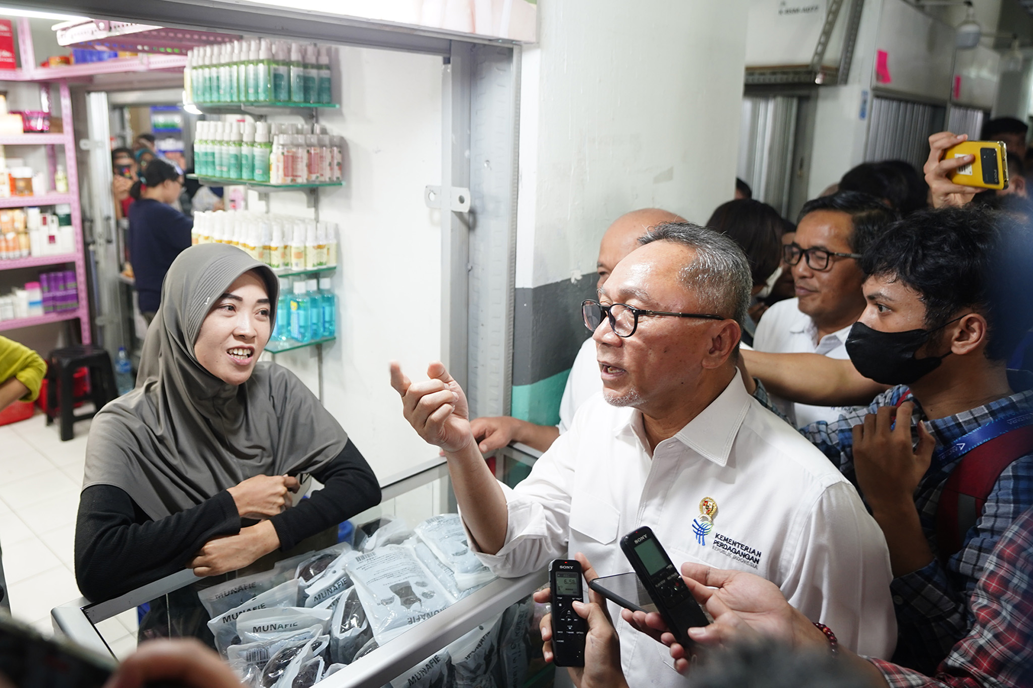 Kunjungi Pasar GrosirAsemka, Mendag: Permendag No. 31 Tahun 2023, Jaga Persaingan Adil dan Sehat (Foto: Dok Kemendag)