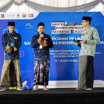 Menparekraf Tantang Santri di Rembang Praktik Promosi Produk Ekraf Secara Efisien (Foto: Dok Kemenparekraf)