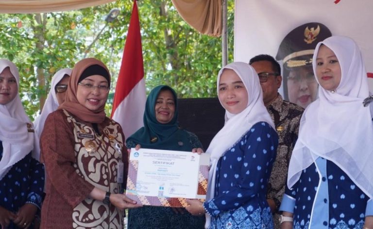 Per Bulan Rp 300 Ribu, Pemkab Batang Salurkan Bosda untuk 900 Guru PAUD