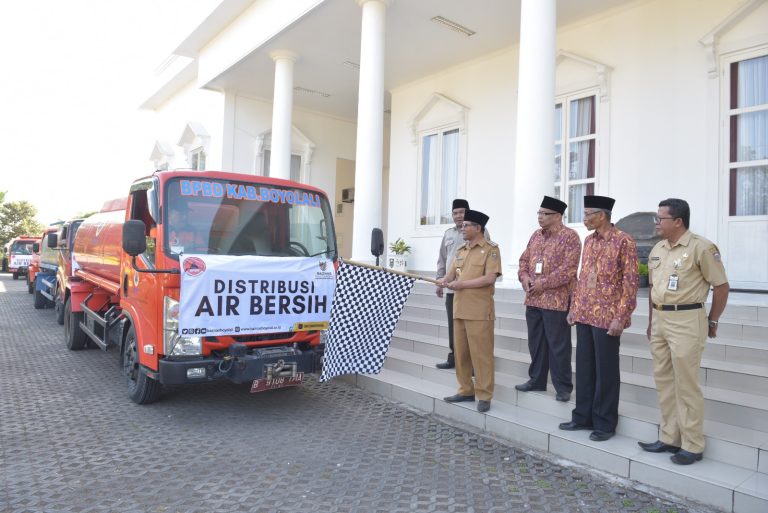 Baznas Kirim 50 Tanki Air Bersih ke Wonosegoro, Wonosamodro dan Tamansari (Foto: Dok Diskominfo Boyolali)
