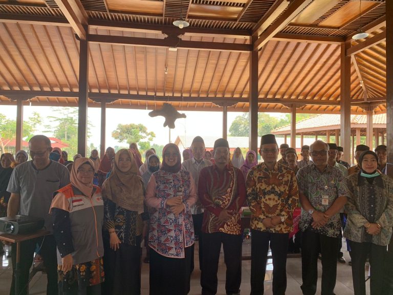 Pendidikan Sepanjang Hayat, Sekolah Lansia Plus Desa Polengan Srumbung Dibuka (Foto: Dok Pemkab Magelang)