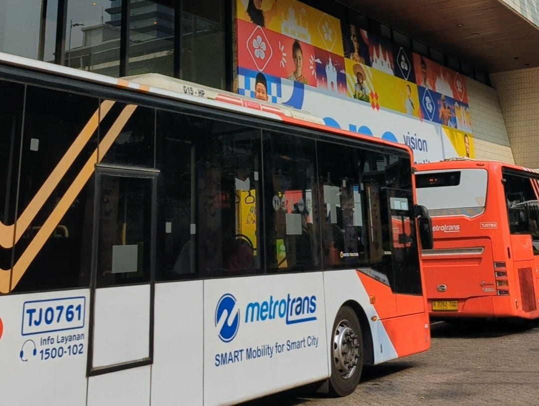 Mudahkan Pergerakan Jurnalis KTT Ke-43 ASEAN, Panitia Sediakan Shuttle Bus Gratis