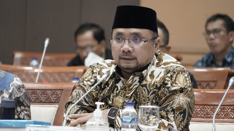 Raker dengan DPR, Menag Usul Kenaikan Honor Penyuluh Agama Non-PNS