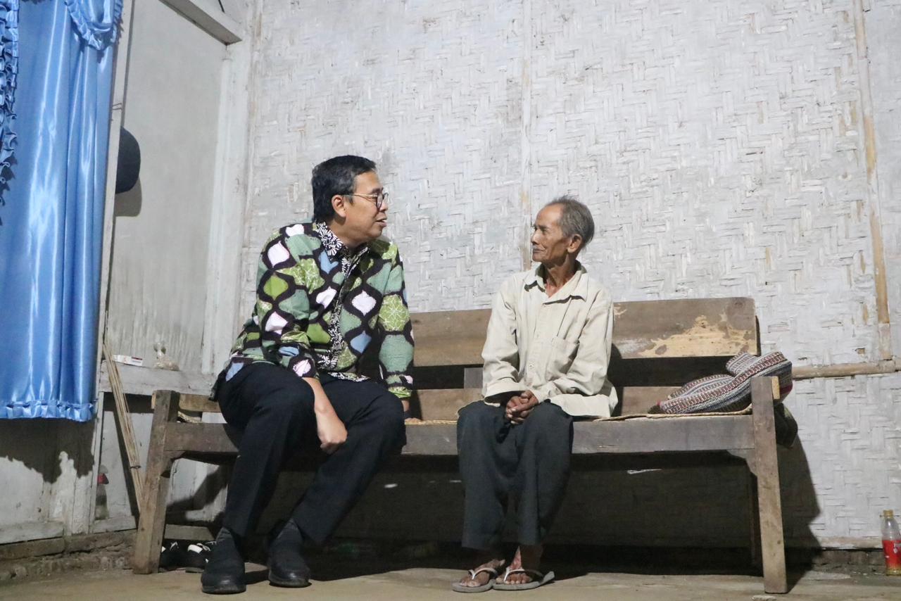 Deputi Nunung Kemenko PMK Tinjauan Penanganan Kemiskinan Ekstrem di Malang (Foto: Dok KemenkoPMK)