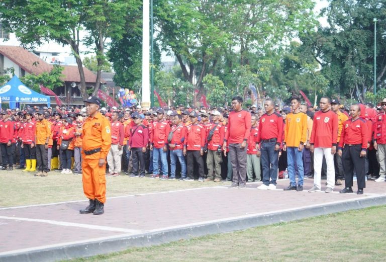 Gubernur Ganjar Kukuhkan Ribuan Relawan Kebencanaan Desa di Klaten