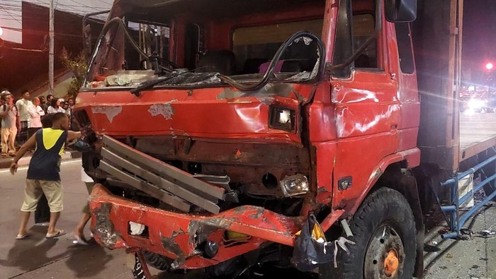Truk Tabrak 24 Kendaraan di Exit Tol Bawen, 4 Orang Tewas