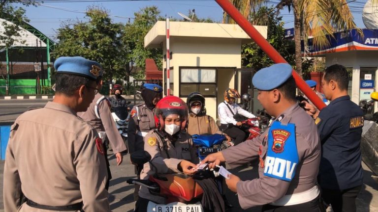 Tidak Pandang Bulu, Polisi di Grobogan Kena Ciduk Temannya Sendiri (Foto: Dok Humas Polres Grobogan)