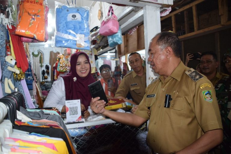 Banyumas Perluas Penerapan Retribusi Nontunai pada 22 Pasar Rakyat (Foto: Dok Diskominfo Jateng)