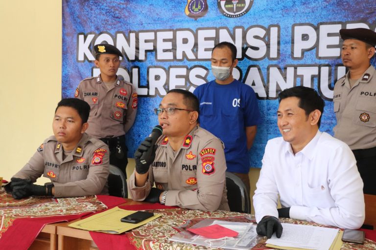 Polisi Tangkap Warga Sleman Pelaku Penggelapan Mobil Rental di Bantul (Foto: Dok Humas Polres Bantul)