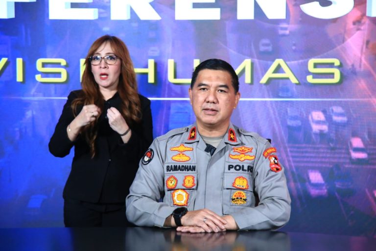 Polri Kirim Kembali Berkas Penistaan Agama Panji Gumilang ke Kejagung, Kasus Segera Disidangkan (Foto: Dok Divisi Humas Polri)