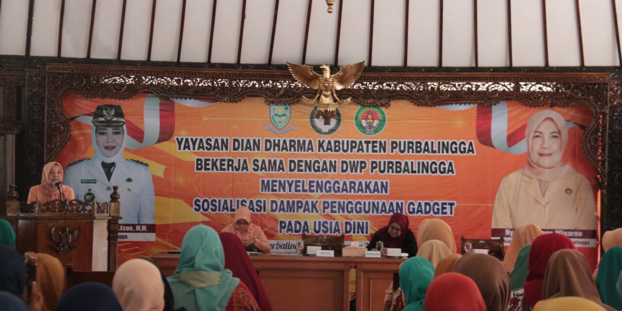 Cegah Kecanduan Gadget, Yayasan Dian Dharma Sosialisasikan Dampak Penggunaan Gadget (Foto: Dok Kominfo Purbalingga)