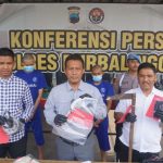 Polres Purbalingga Ungkap Kasus Penyebaran Berita Hoaks dan Membawa Senjata Tajam (Foto: Dok Humas Polres Purbalingga)