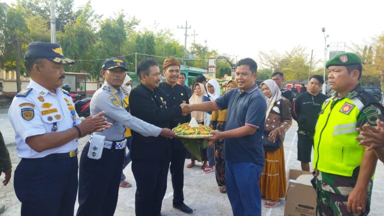 Alun-alun Brebes Direvitalisasi, Sebanyak 161 PKL Boyongan ke Stadion Karangbirahi (Foto: Dok Pemkab Brebes)