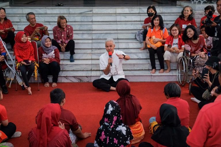 Ganjar Telah Ciptakan Inklusivitas di Jateng, Puluhan Difabel Sampaikan Terima Kasih