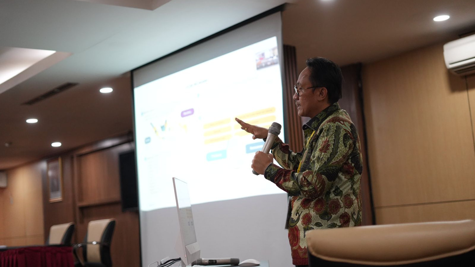 Ini Tujuh Strategi BPJPH Sambut Kewajiban Sertifikasi Halal 2024 (Foto: Dok BPJPH)
