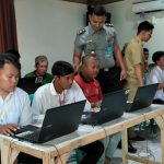 Dibimbing PKBM Wahana Ilmu, Napi Lapas Batang Ikut ANBK (Foto: Dok MC Batang)