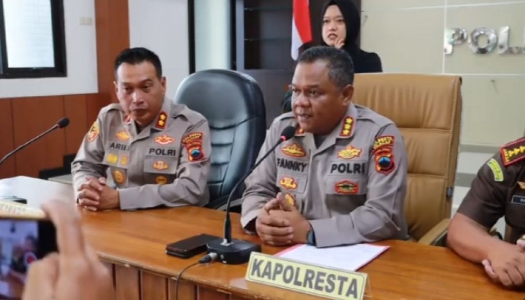 Polisi Bantu Biayai Perawatan Medis Korban Bullying Siswa SMPN di Cilacap (Foto: Dok Humas Polres Cilacap)