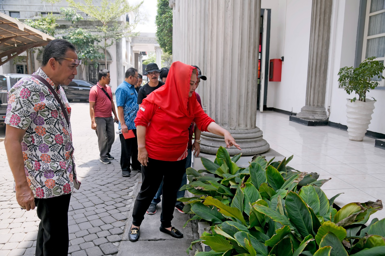 Sidak Taman dan Lingkungan, Mbak Ita Ingin Balaikota Jadi Kantor Green Building (Foto: Dok Pemkot Pekalongan)