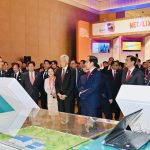 Presiden Jokowi kunjungi ekshibisi proyek inklusif ASEAN di AIPF, di Hotel Mulia, Jakarta (05/09). (Foto: Dok BPMI Setpres)