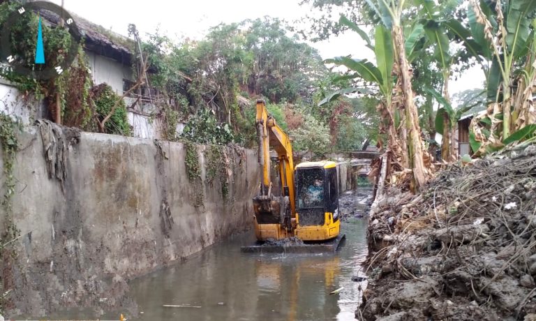 Usai Dinormalisasi, DPUPR Tegaskan Larangan Buang Sampah di Sungai dan Saluran Drainase (Foto: Dok Dinkominfo Blora)