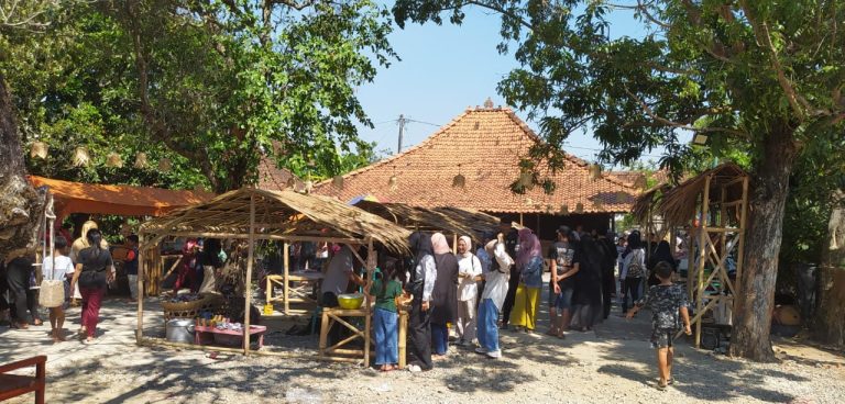 Dapar Respon Positif, Wisata Jadul Pasar Ndoro Bei Kembali Hadir (Foto: Dok Kominfo Demak)