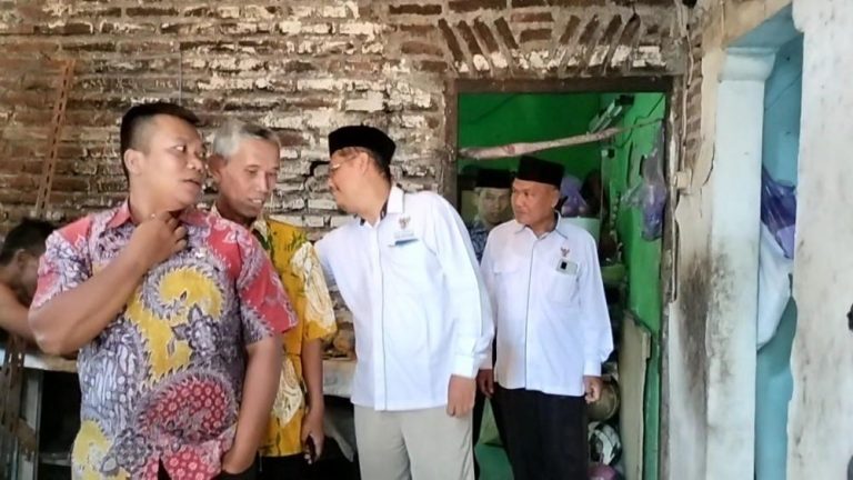 Salurkan Dana Rp 240 Juta, Baznas Benahi 12 Rumah Tidak Layak Huni