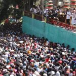 Bagikan Apem Yaa Qowiyyu di Sendang Klampeyan, Ganjar Sekaligus Pamitan