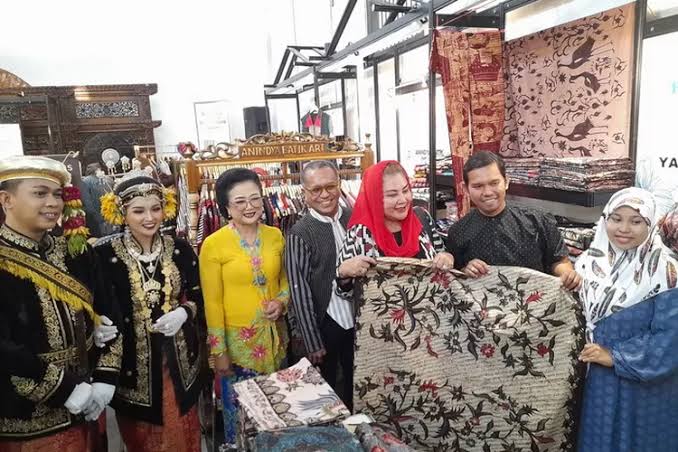 Festival Kota Lama Hadirkan Pameran Pilat Wastra Nusantara Koleksi Samuel Wattimena (Foto: Dok Pemkot Semarang)