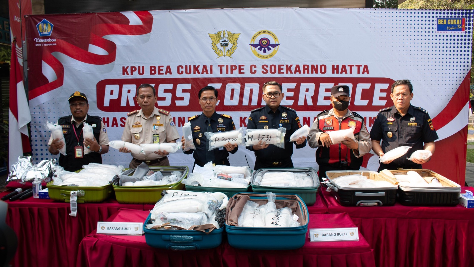 Bea Cukai dan BBKIPM Gagalkan Ekspor Benih Lobster Senilai Rp 26,5 Miliar (Foto: Dok Dirjen Bea Cukai)