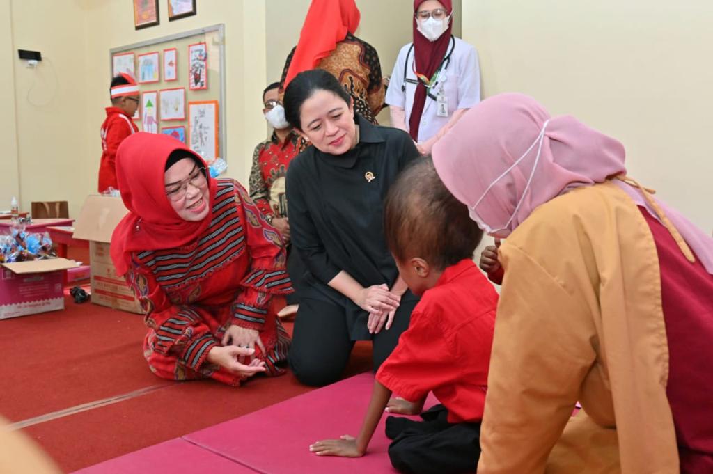 Negara Harus Hadir, Puan Maharani Resmikan Dua Sanggar Inklusi di Sukoharjo