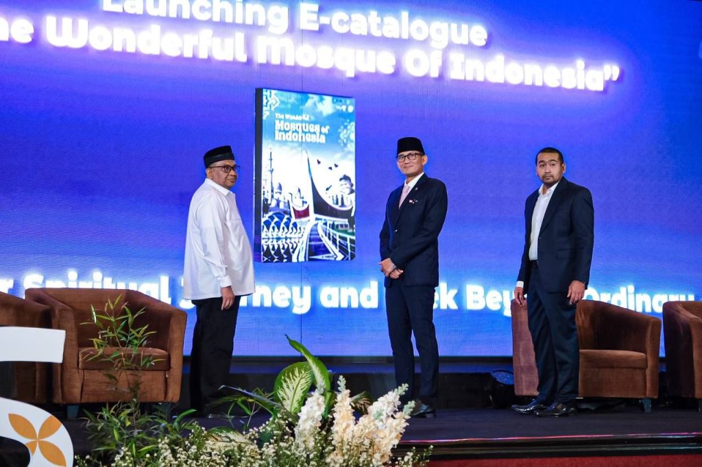 Menparekraf Luncurkan ‘The Wonderful Mosque of Indonesia E-Catalogue’ (Foto: Dok Kemenparekraf)