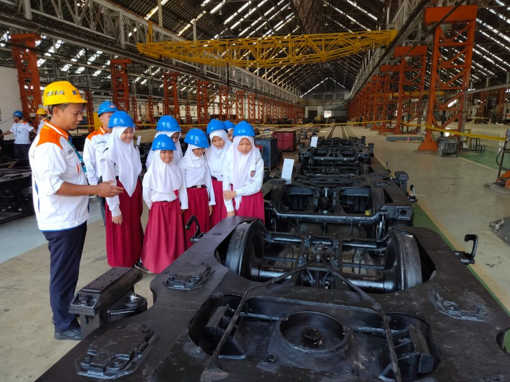 KAI Gelar Open House Balai Yasa, Ajak Masyarakat Lihat Dapur Perawatan Kereta Api (Foto: Dok PT KAI)