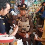 Meminimalisasi Kerugian Negara, Petugas Gabungan Gelar Razia Rokok Ilegal (Foto: Dok Kominfo Rembang)