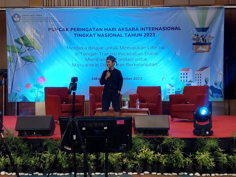 Memperingati HAI Nasional 2023, Kemendikbudristek Dorong Penuntasan Buta Aksara   (Foto: Dok Kemendikbudristek)