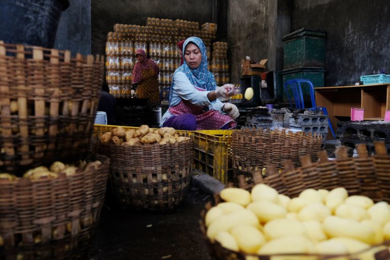 Tumbuh Positif, APBN Melindungi dan Memberi Manfaat bagi Masyarakat (Foto: Dok Dirjen Bea Cukai)