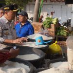 Sidak ke Pasar, Pj. Bupati Jepara Monitoring Harga Bahan Pokok (Foto: Dok Diskominfo Jepara)
