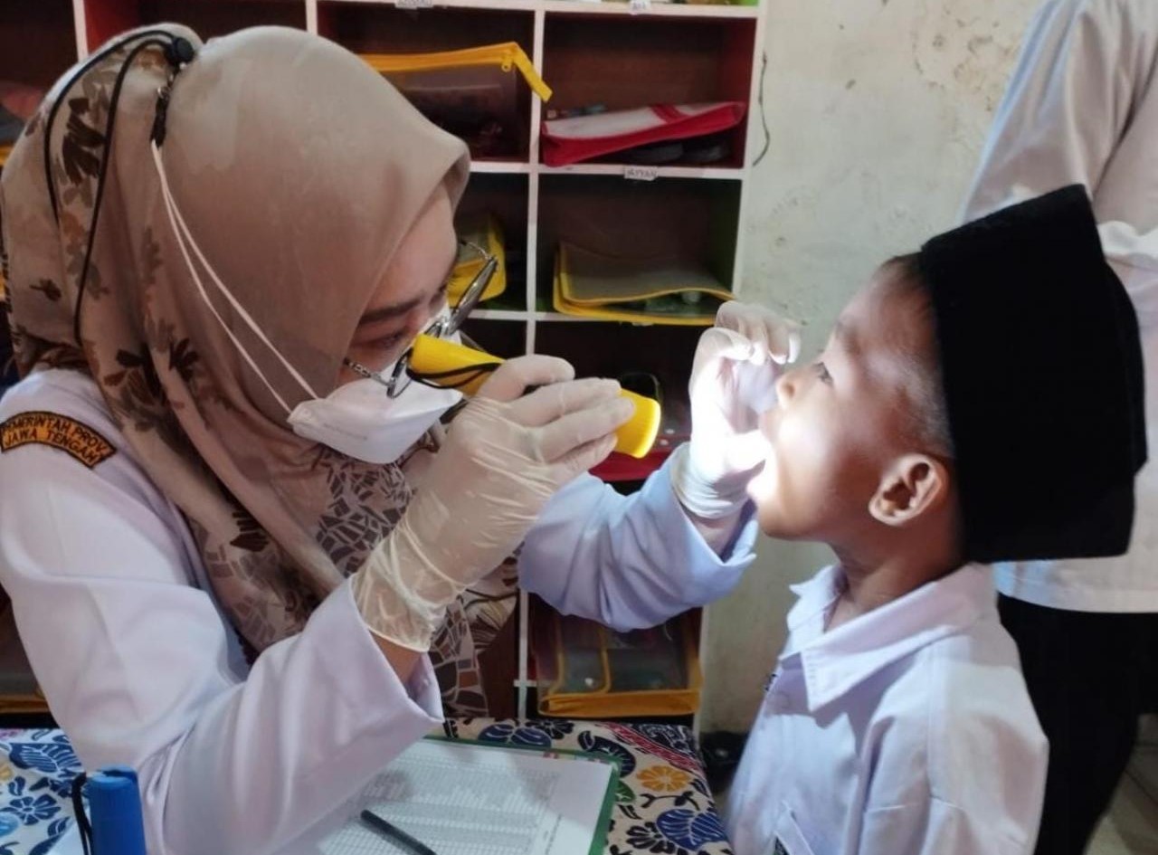 Upaya Deteksi Dini Kesehatan, Puskesmas Skrining Siswa SD Awal Masuk Sekolah (Foto: Dok Timkom Pemkot Pekalongan)