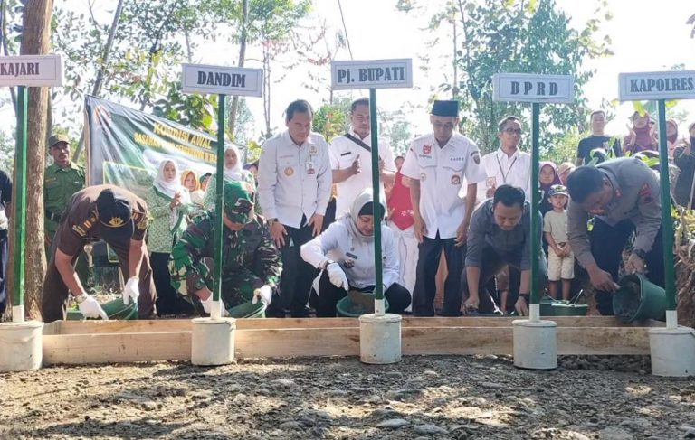 Akses Jalan Pesalakan Bakal Mulus, Belasan Tahun Tak Tersentuh Perbaikan (Foto: Dok MC Batang)