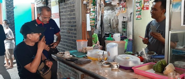 Lebih Dekat dengan Warung Kopi Jinghai, yang Berjuluk Warkop Toleransi (Foto: Dok Kominfo Rembang)