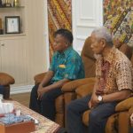 Didanai APBD, Ratusan Pekerja Rentan Diikutsertakan JKK dan JKM  (Foto: Dok Timkom Pemkot Pekalongan)