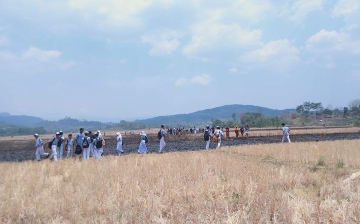 Padamkan Api dari Pembakaran Jerami, Lansia Warga Kwasen Pekalongan Ikut Terbakar (Foto: Dok Humas Polres Pekalongan)