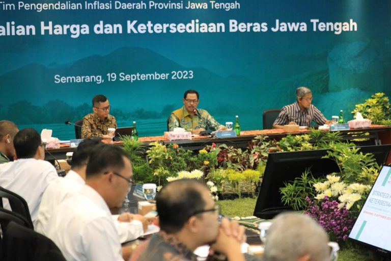 Disparitas Harga Tinggi, Pj Gubernur Minta TPID Pantau Perbedaan Harga Beras Medium dan Premium (Foto: Dok Humas Pemprov Jateng)