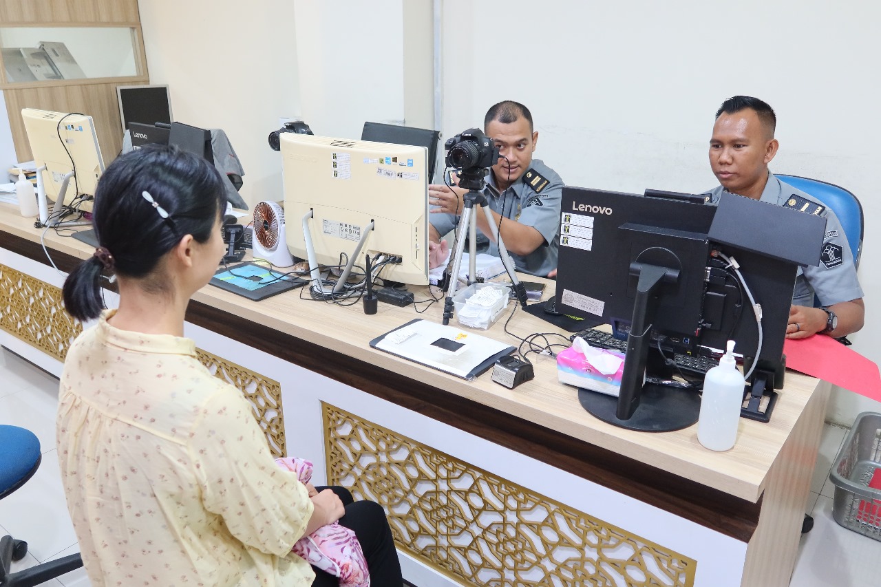 Dukung PMI Menjadi Legal, Ditjen Imigrasi Permudah Persyaratan Paspor dan Berlakukan Nol Rupiah