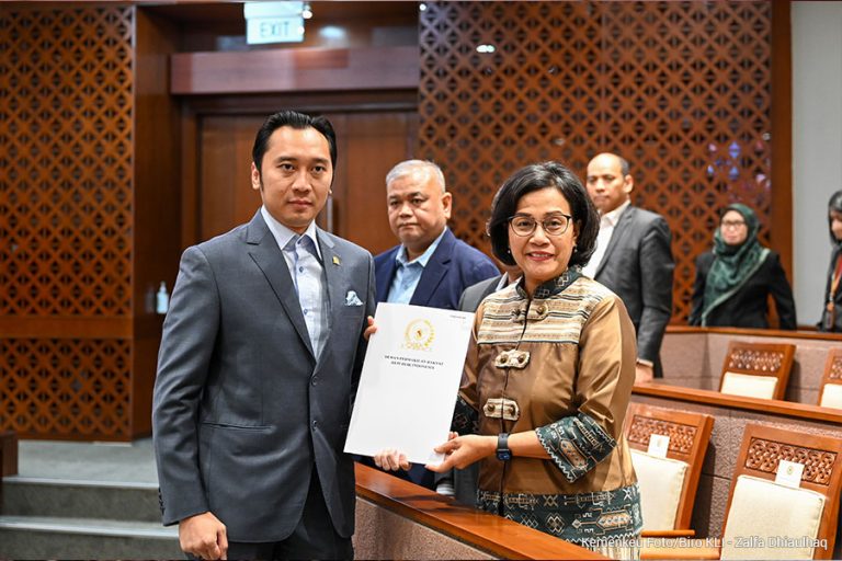 Dalam Rapat Paripurna DPR, RUU P2APBN Disetujui Disahkan menjadi UU (Foto: Dok Kemenkeu)