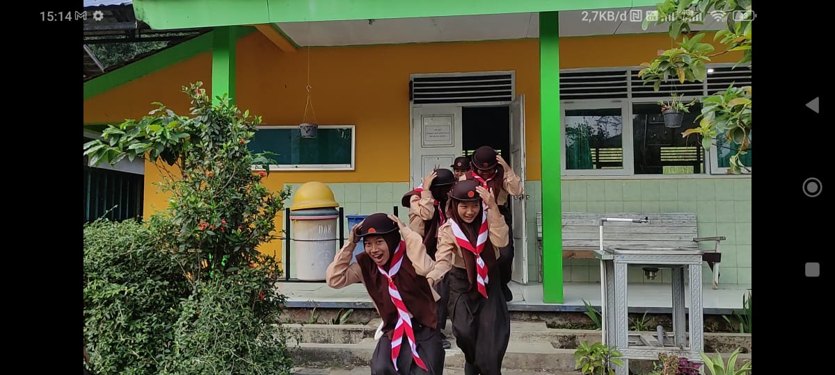 Tingkatkan Pemahaman Kebencanaan, Tabularasa UMK Gelar Pelatihan di SMPN 3 Satu Atap Gebog