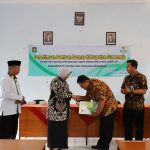 Tuntaskan ODF, Wabup Purworejo Berikan Bantuan Bersama Baznas (Foto: Dok Pemkab Purworejo)