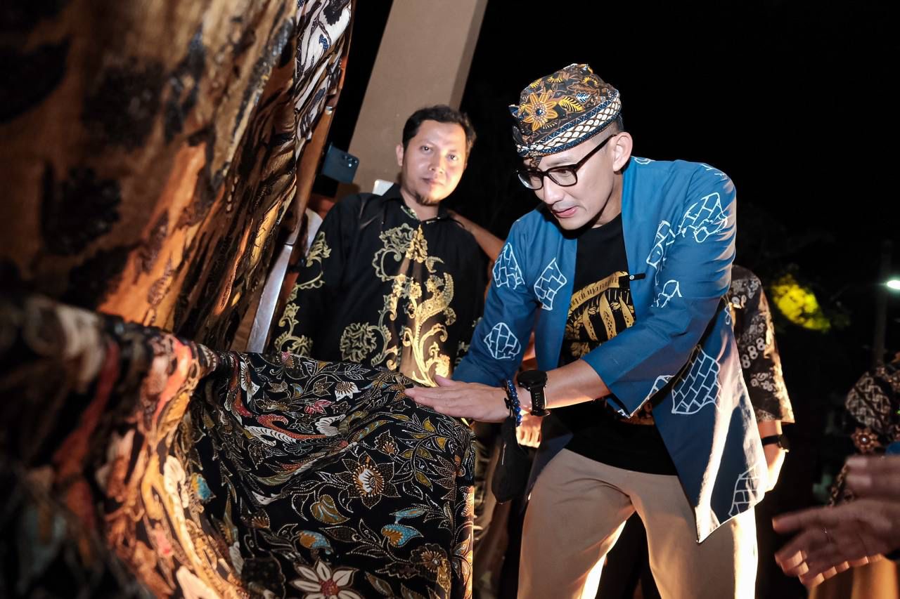 Menprekraf Dorong Festival Mojokerto Batik Ditingkatkan Jadi Event Nasional (Foto: Dok Kemenparekraf)