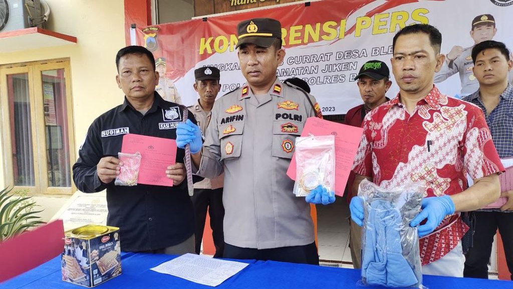 Pria Asal Jepara Diamankan Polres Blora, Usai Curi Emas 200 Gram di Rumah Warga Bleboh Jiken  (Foto: Dok Humas Polres Blora)