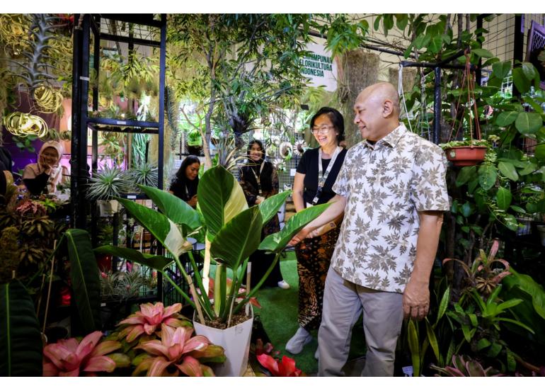 MenKopUKM Dorong Terbentuknya Ekosistem Industri Tanaman Hias (Foto: Dok KemenKopUKM)